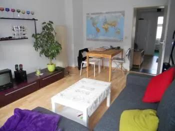 1 Monat Berlin mitten in der Szene (singles only!) — photo 1